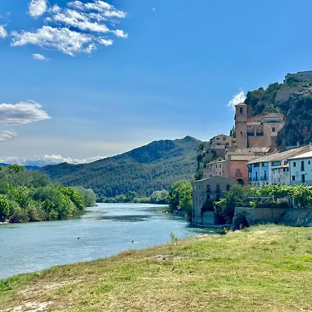 Wonderful Comfortable In The Burga Valley Holiday home Rasquera